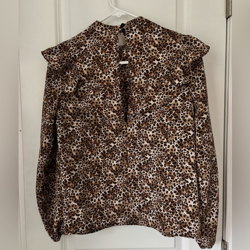 Leopard Print Ruffled Long-Sleeve Blouse - Picture 3 of 3